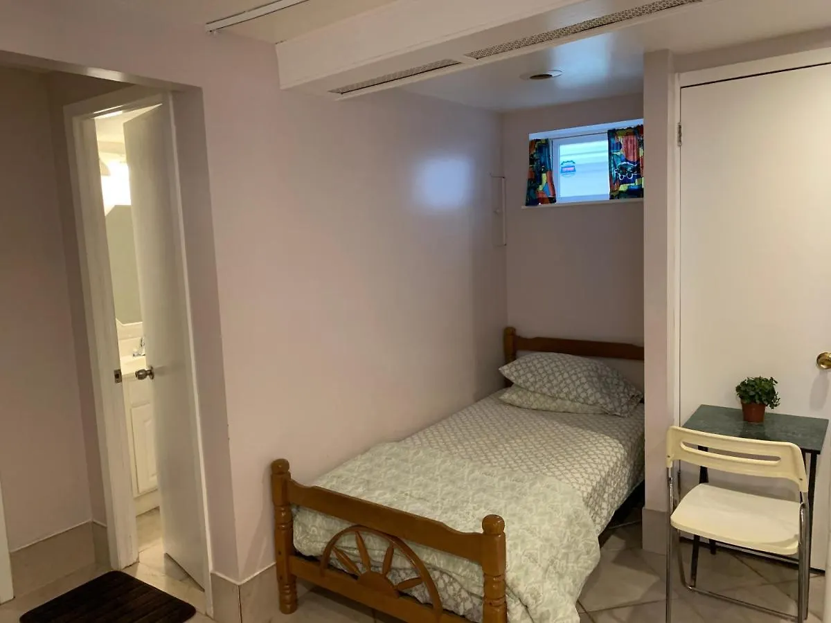 Homestay Separate Big Room Near Jfk And Laguardia Airport New York